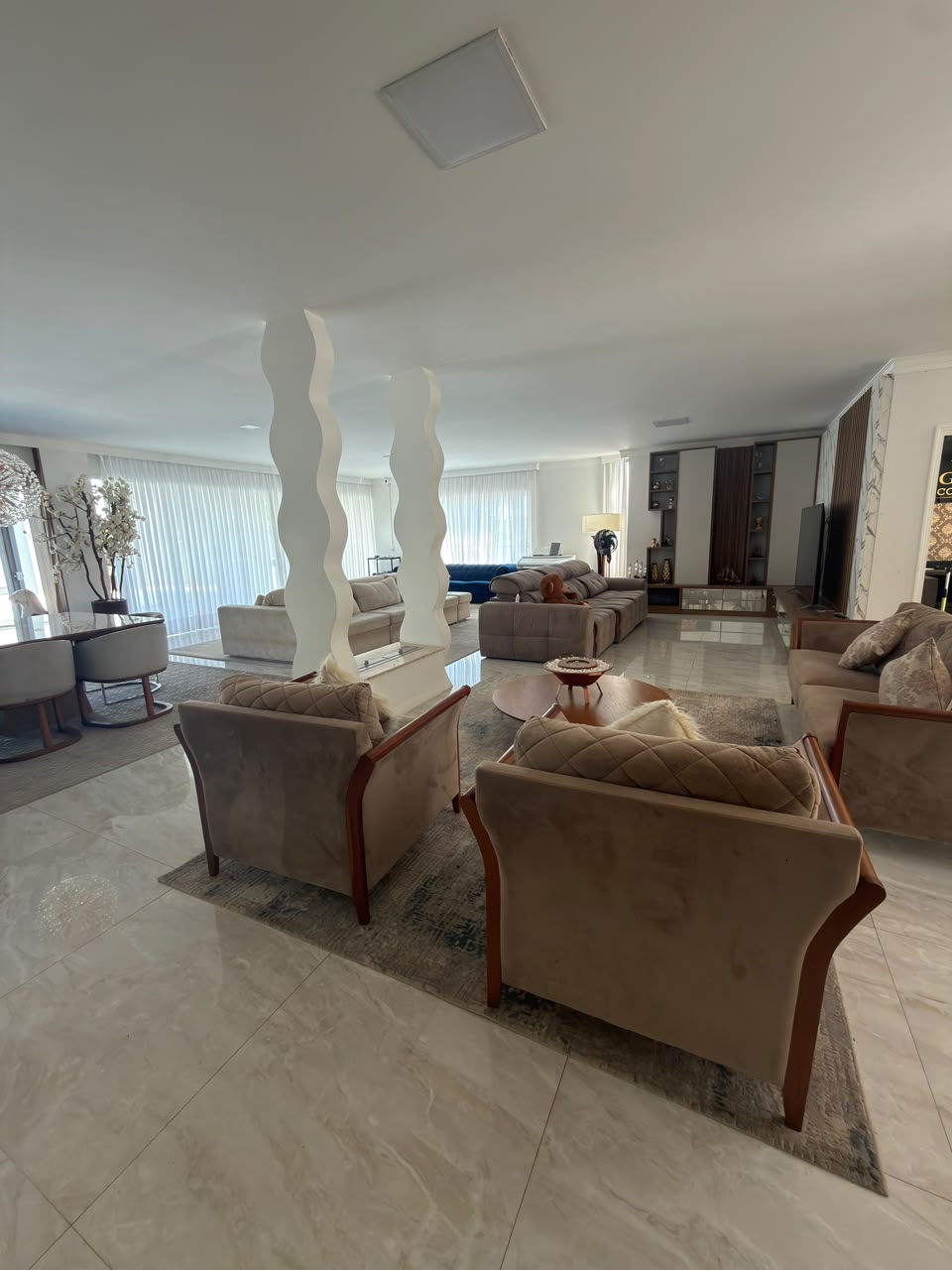 Casa de alto padrão com 4 suítes, 650m² / 4.500.000,00, foto 15 de 18