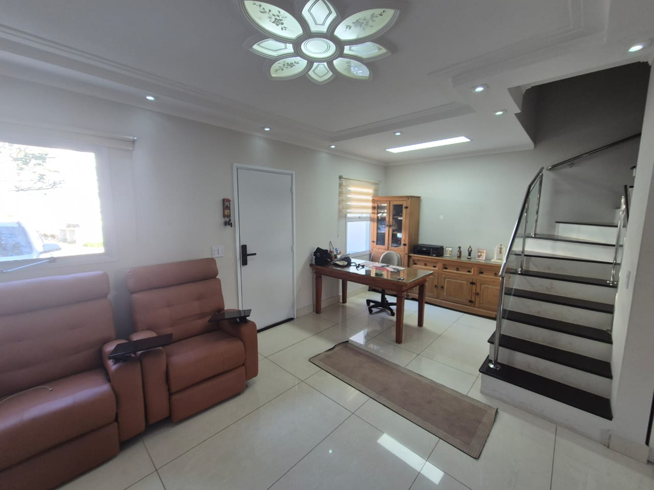 Casa Impecável à venda na Granja Viana, com  3 dormitórios, 153m² por 795.000, foto 13 de 31