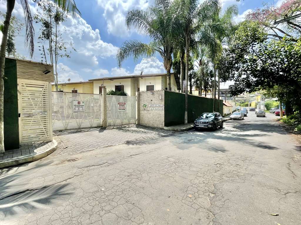 Ótima casa com 3 dormitórios / sendo 1 suíte / 81,40m², foto 2 de 30