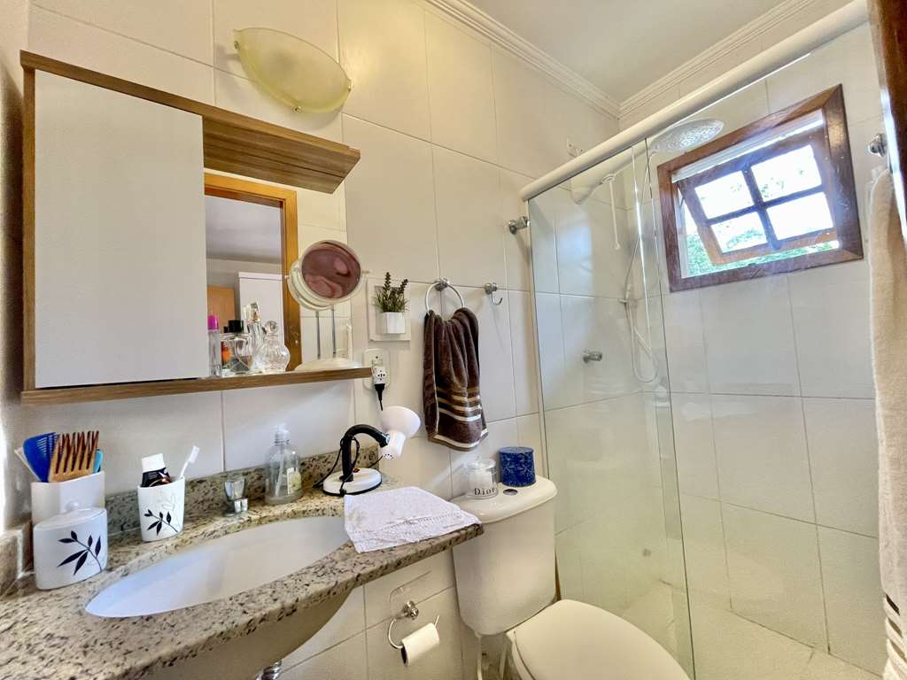 Ótima casa com 3 dormitórios / sendo 1 suíte / 81,40m², foto 25 de 30