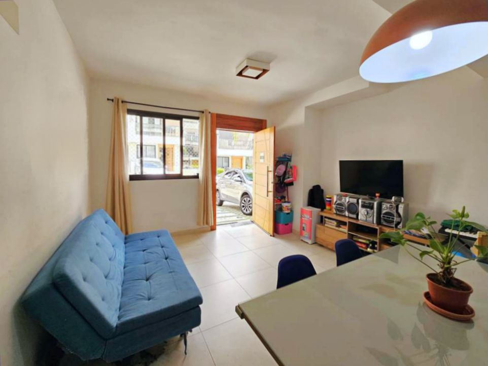 Casa com 3 dormitórios / 1 suíte, 150,02 a/c e condomínio com lazer., foto 3 de 33