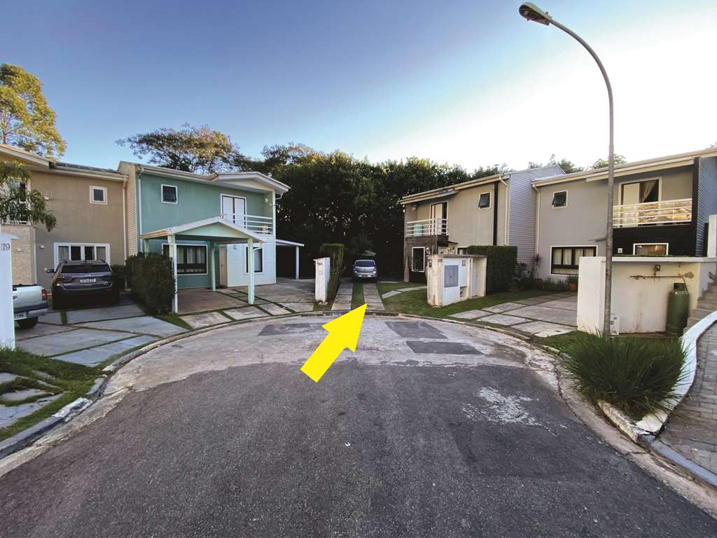 Casa com 3 suítes, 3 vagas e 147,48m² a/c na Granja Viana, foto 1 de 39