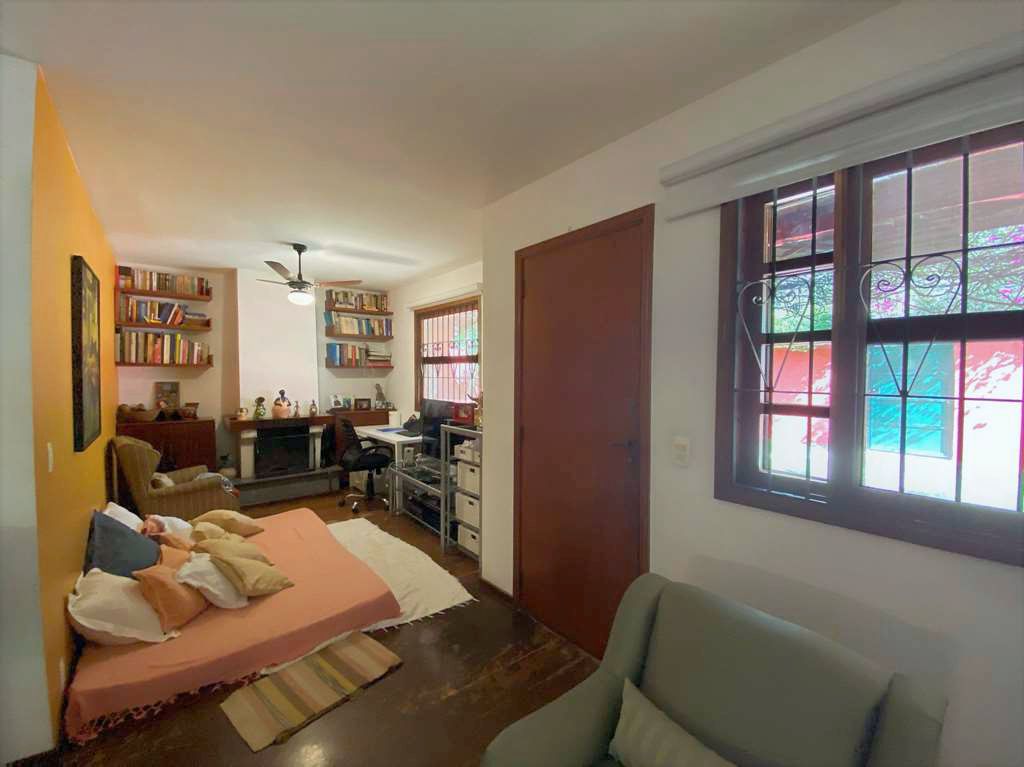 Casa Térrea com 3 suítes, lote plano, piscina e Gourmet, foto 7 de 34