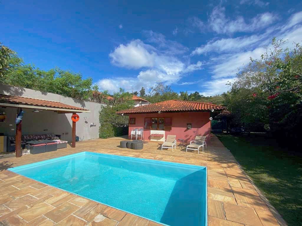 Casa Térrea com 3 suítes, lote plano, piscina e Gourmet, foto 24 de 34
