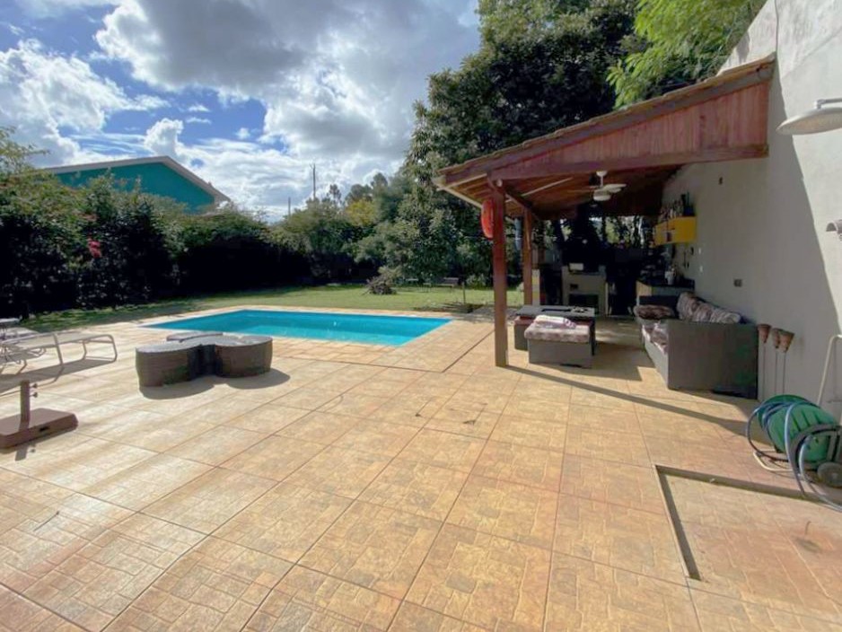 Casa Térrea com 3 suítes, lote plano, piscina e Gourmet, foto 26 de 34