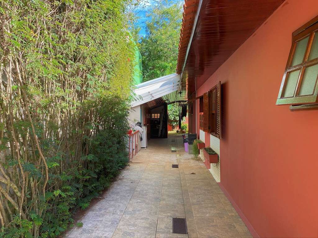 Casa Térrea com 3 suítes, lote plano, piscina e Gourmet, foto 29 de 34