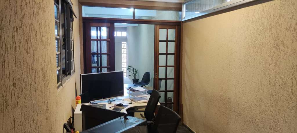 Casa térrea com 2 dormitórios / 180,90m², foto 5 de 26