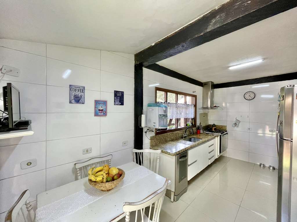 Casa com 3 dormitórios (sendo 1 suíte) / 183,31m² na Granja Viana, foto 16 de 55