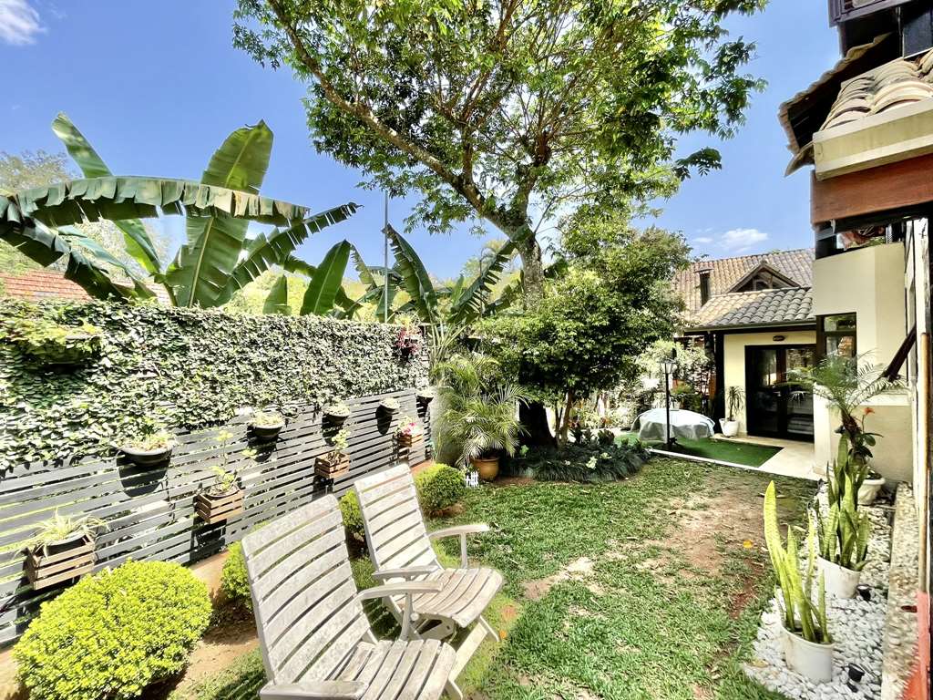 Casa com 3 dormitórios (sendo 1 suíte) / 183,31m² na Granja Viana, foto 18 de 55