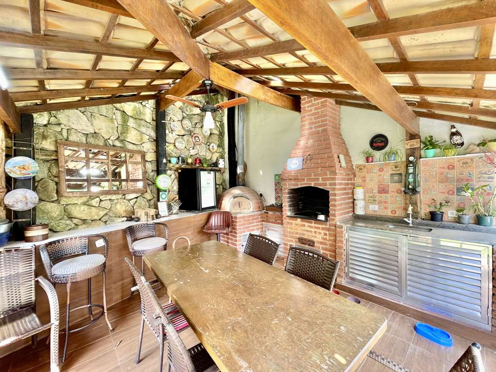 Casa com 3 dormitórios (sendo 1 suíte) / 183,31m² na Granja Viana, foto 24 de 55