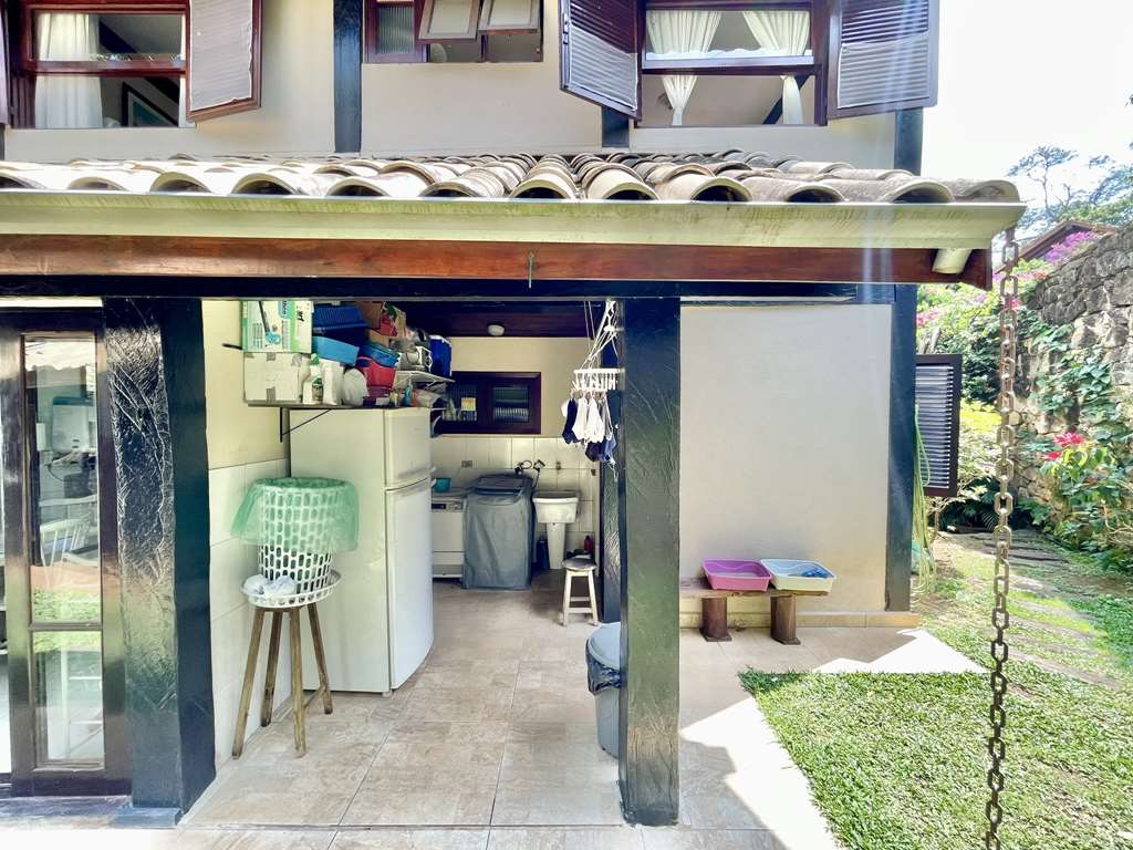 Casa com 3 dormitórios (sendo 1 suíte) / 183,31m² na Granja Viana, foto 45 de 55