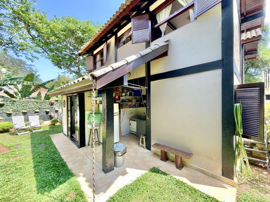 Casa com 3 dormitórios (sendo 1 suíte) / 183,31m² na Granja Viana, foto 46 de 55
