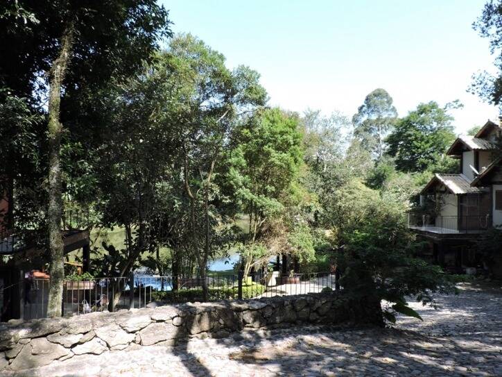 Casa com 3 dormitórios (sendo 1 suíte) / 183,31m² na Granja Viana, foto 50 de 55
