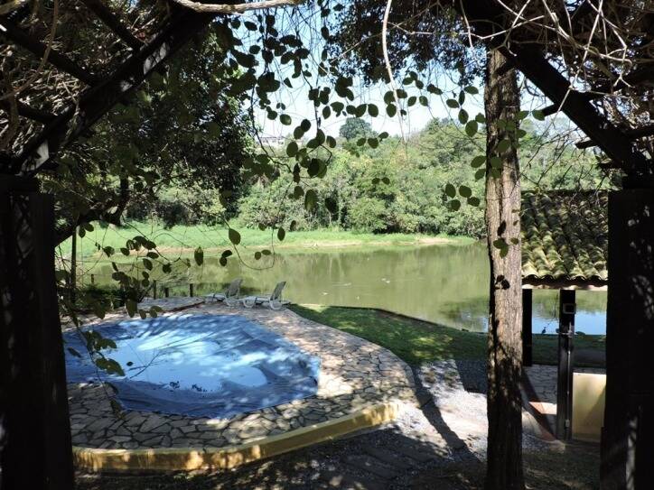 Casa com 3 dormitórios (sendo 1 suíte) / 183,31m² na Granja Viana, foto 52 de 55