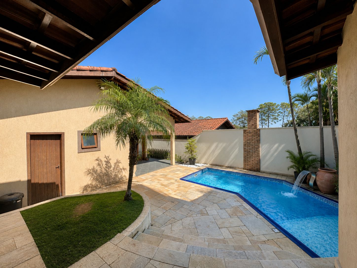 Casa com 3 dormitórios (sendo 1 suíte), lareira, piscina e gourmet, foto 11 de 46