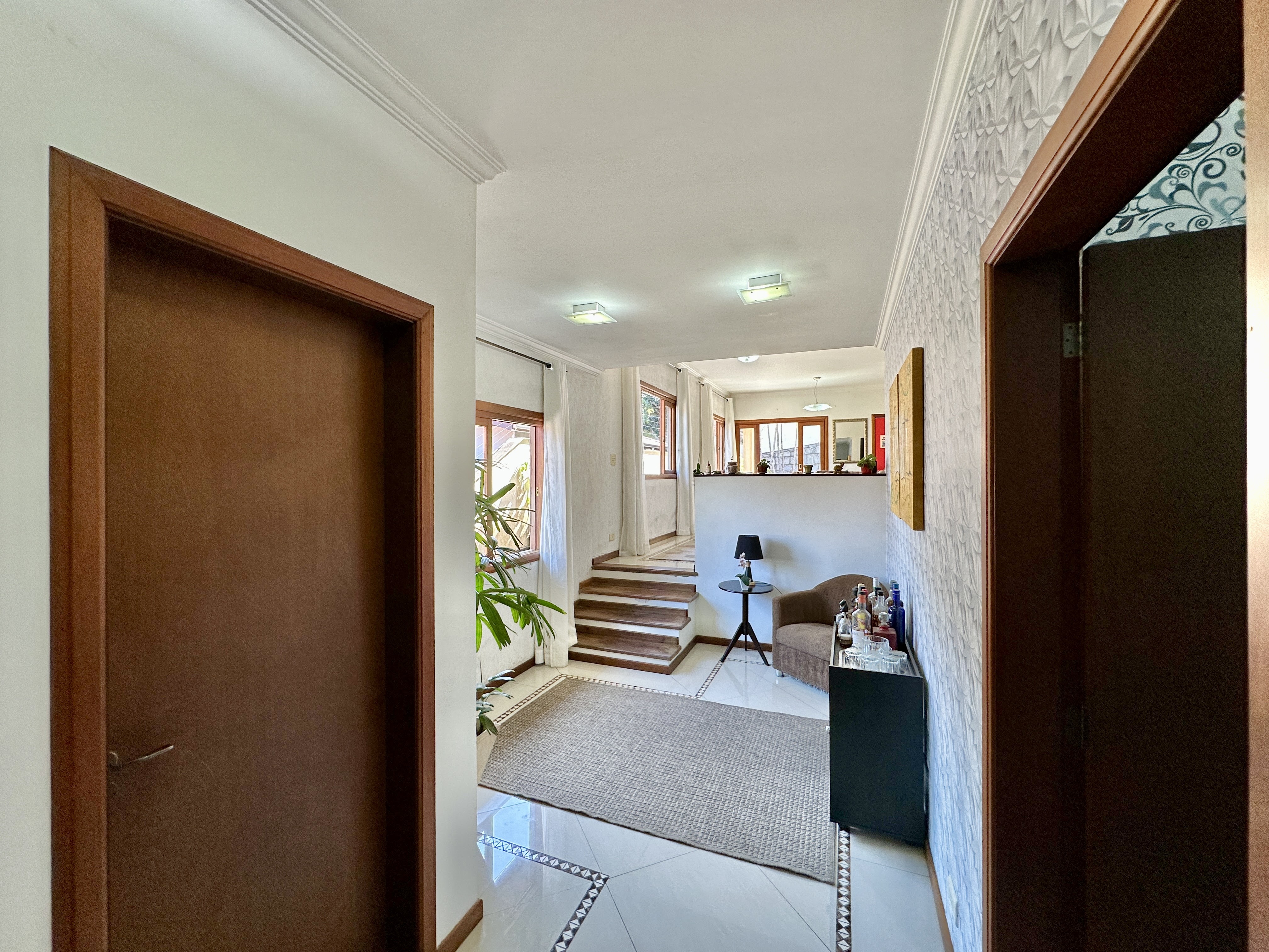 Casa com 3 dormitórios (sendo 1 suíte), lareira, piscina e gourmet, foto 27 de 46