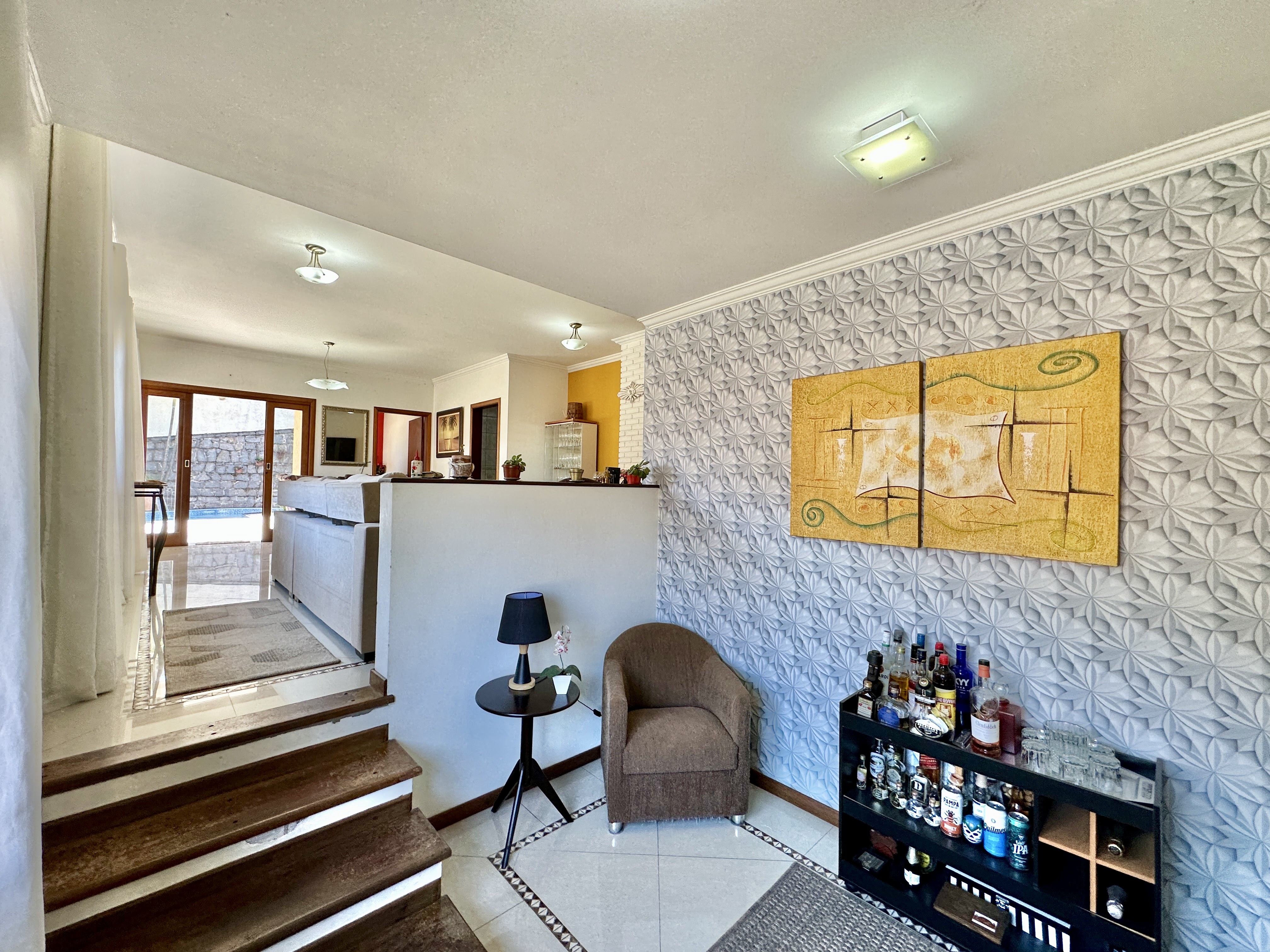 Casa com 3 dormitórios (sendo 1 suíte), lareira, piscina e gourmet, foto 29 de 46
