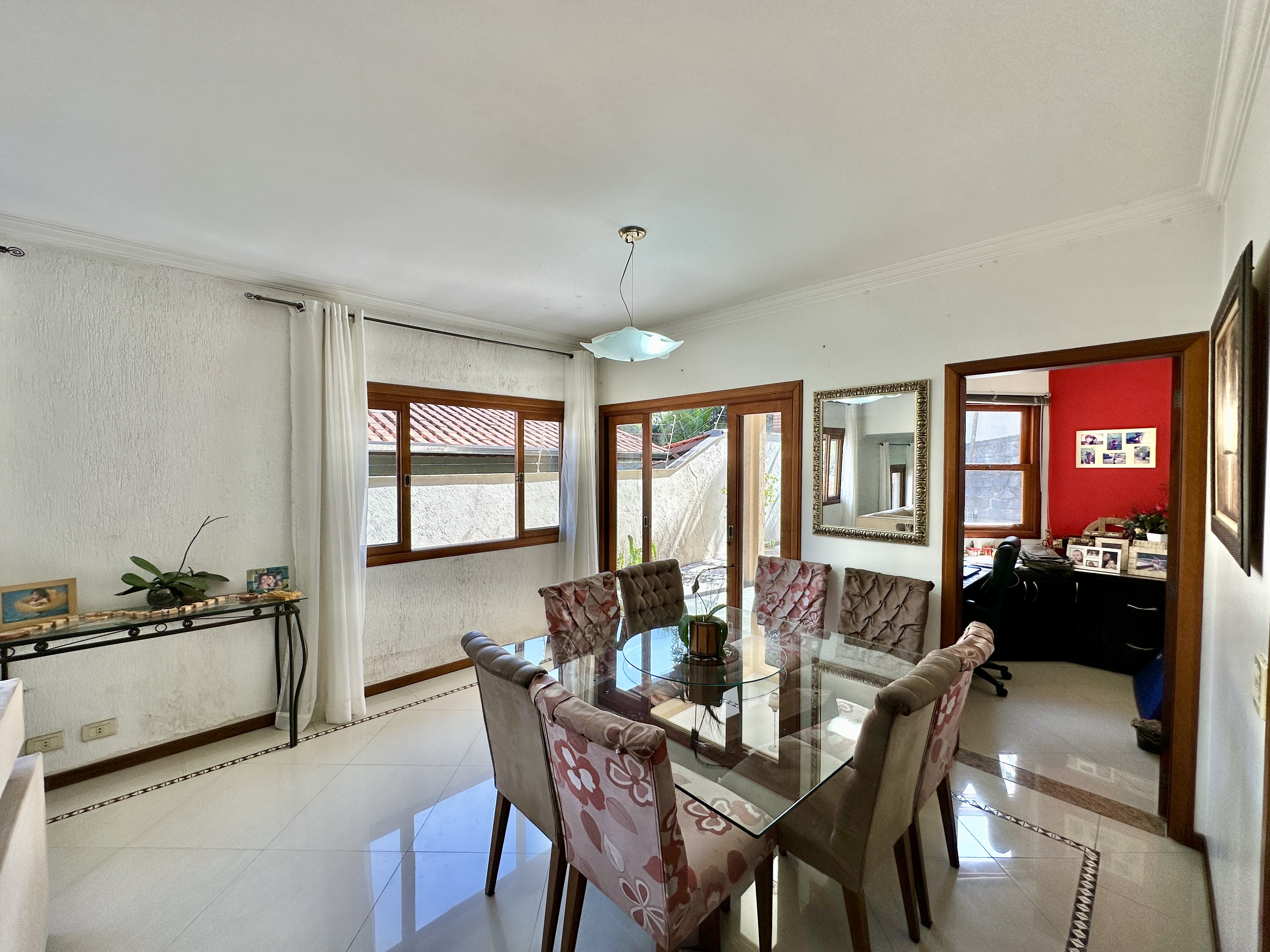 Casa com 3 dormitórios (sendo 1 suíte), lareira, piscina e gourmet, foto 38 de 46