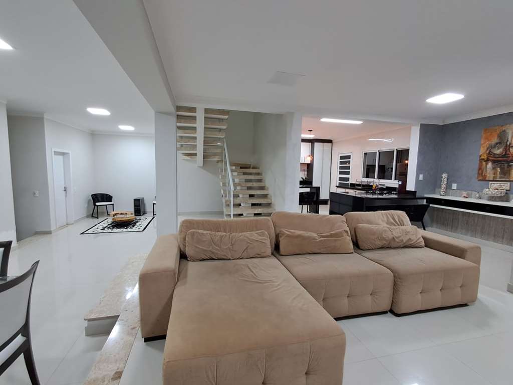 Casa com 3 suítes / 318,18m² a/c / por 1490000, foto 10 de 62