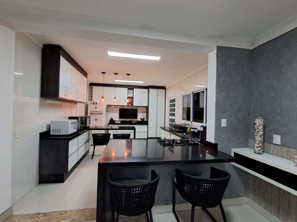 Casa com 3 suítes / 318,18m² a/c / por 1490000, foto 32 de 62