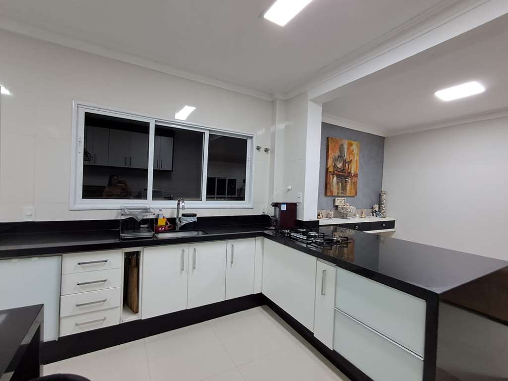 Casa com 3 suítes / 318,18m² a/c / por 1490000, foto 33 de 62