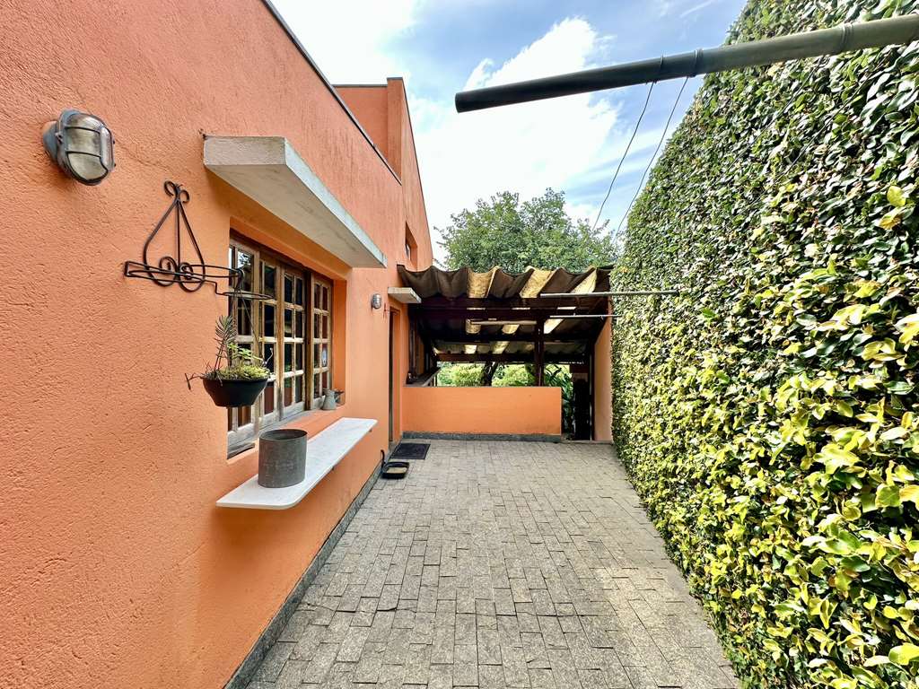 Casa com 4 dormitórios / sendo 1 suíte / Granja Viana / por 1.493.000,00, foto 22 de 60