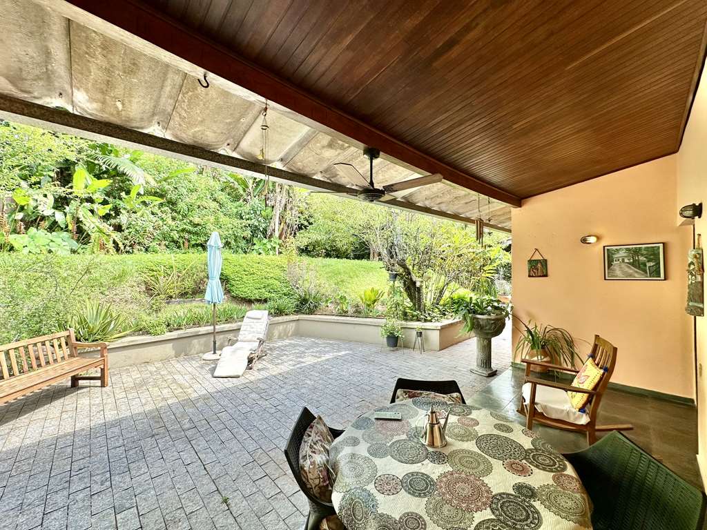 Casa com 4 dormitórios / sendo 1 suíte / Granja Viana / por 1.493.000,00, foto 31 de 60