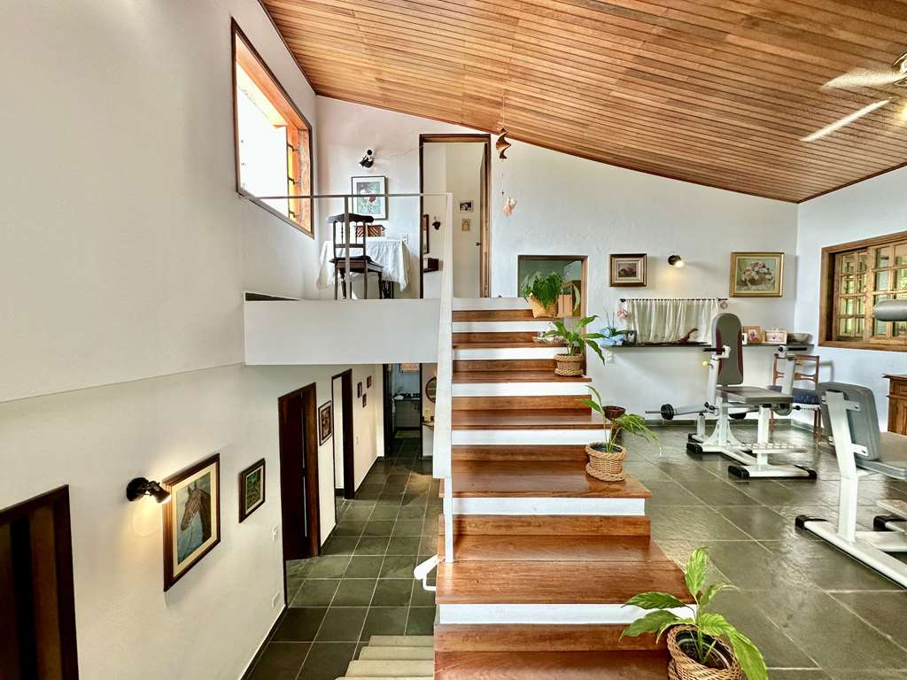 Casa com 4 dormitórios / sendo 1 suíte / Granja Viana / por 1.493.000,00, foto 39 de 60