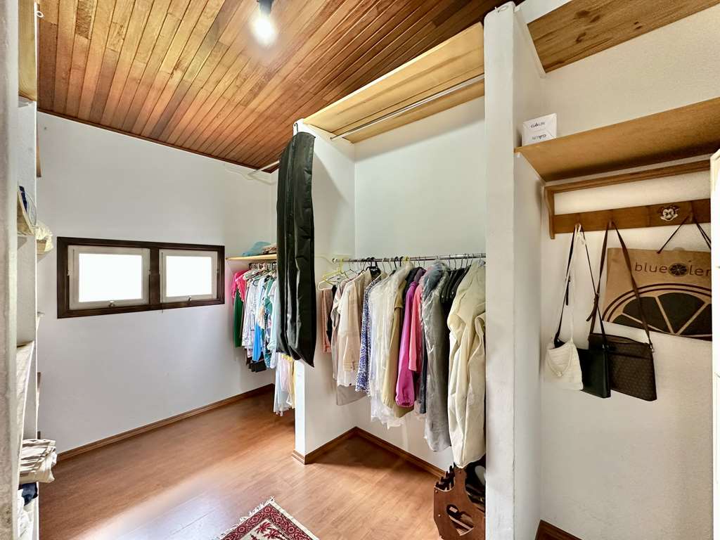 Casa com 4 dormitórios / sendo 1 suíte / Granja Viana / por 1.493.000,00, foto 44 de 60