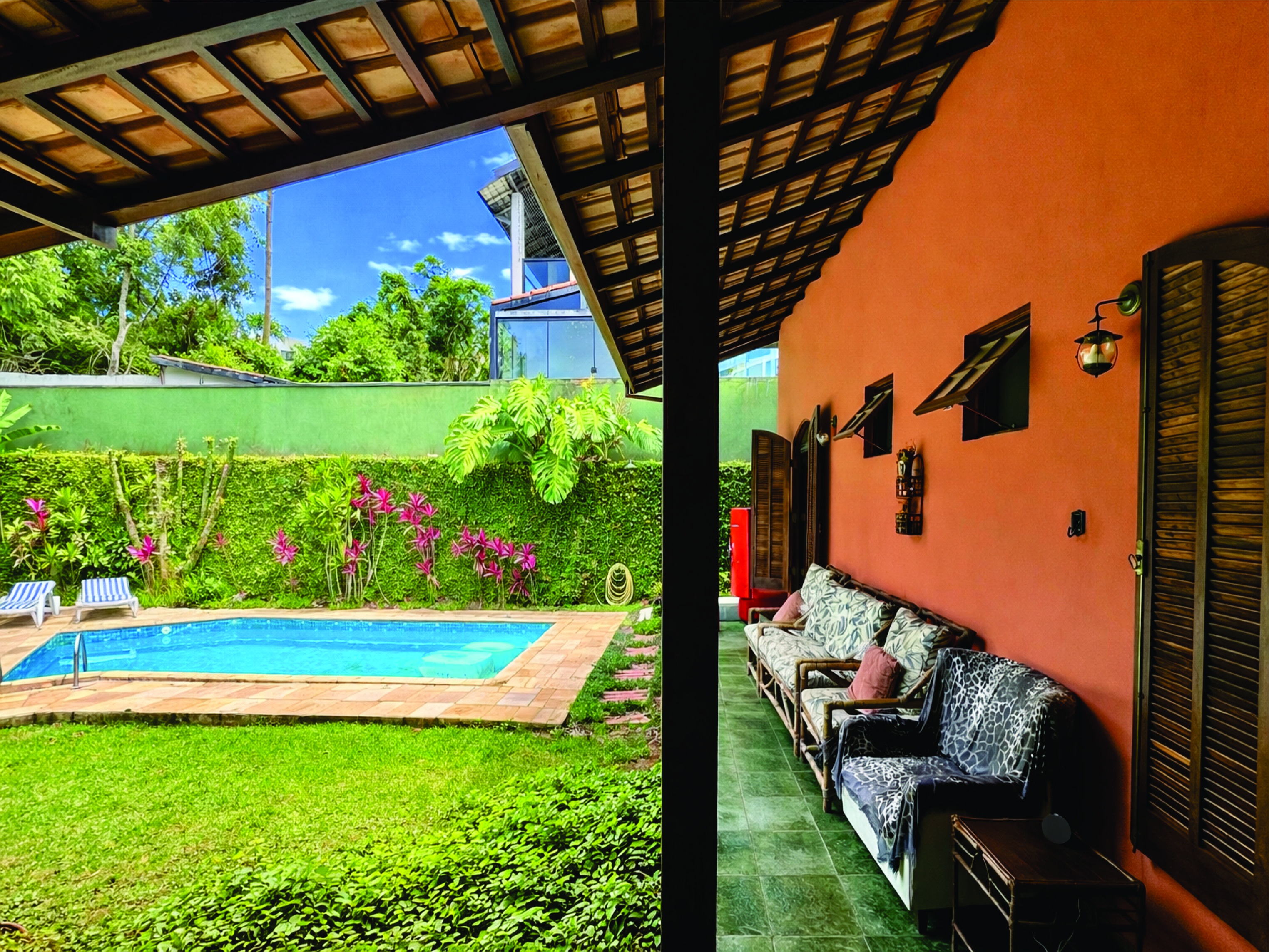 Casa 3 dormitórios / 1suíte. TÉRREA, privacidade, avarandada e piscina na Granja Viana, foto 9 de 47