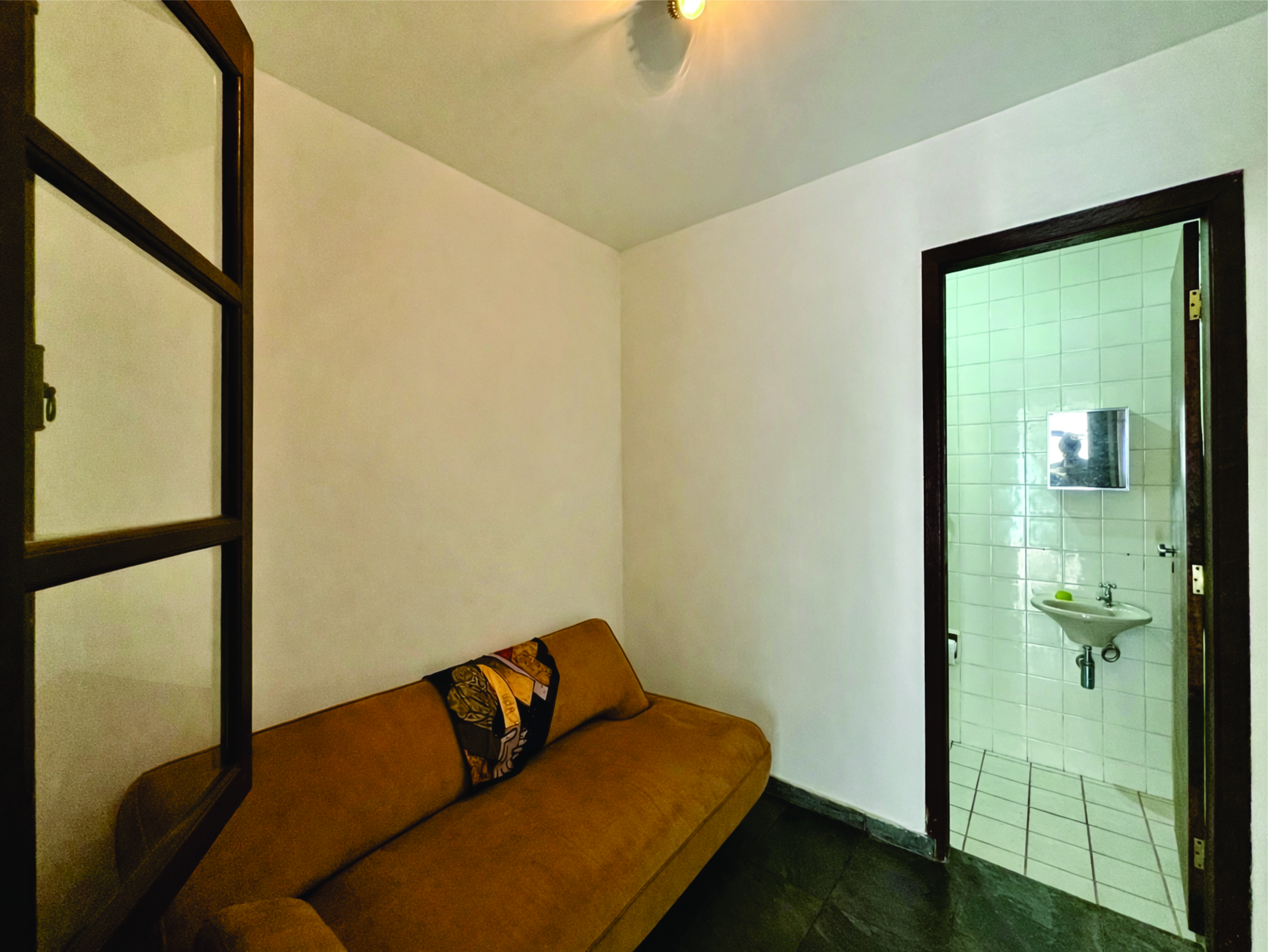 Casa 3 dormitórios / 1suíte. TÉRREA, privacidade, avarandada e piscina na Granja Viana, foto 24 de 47