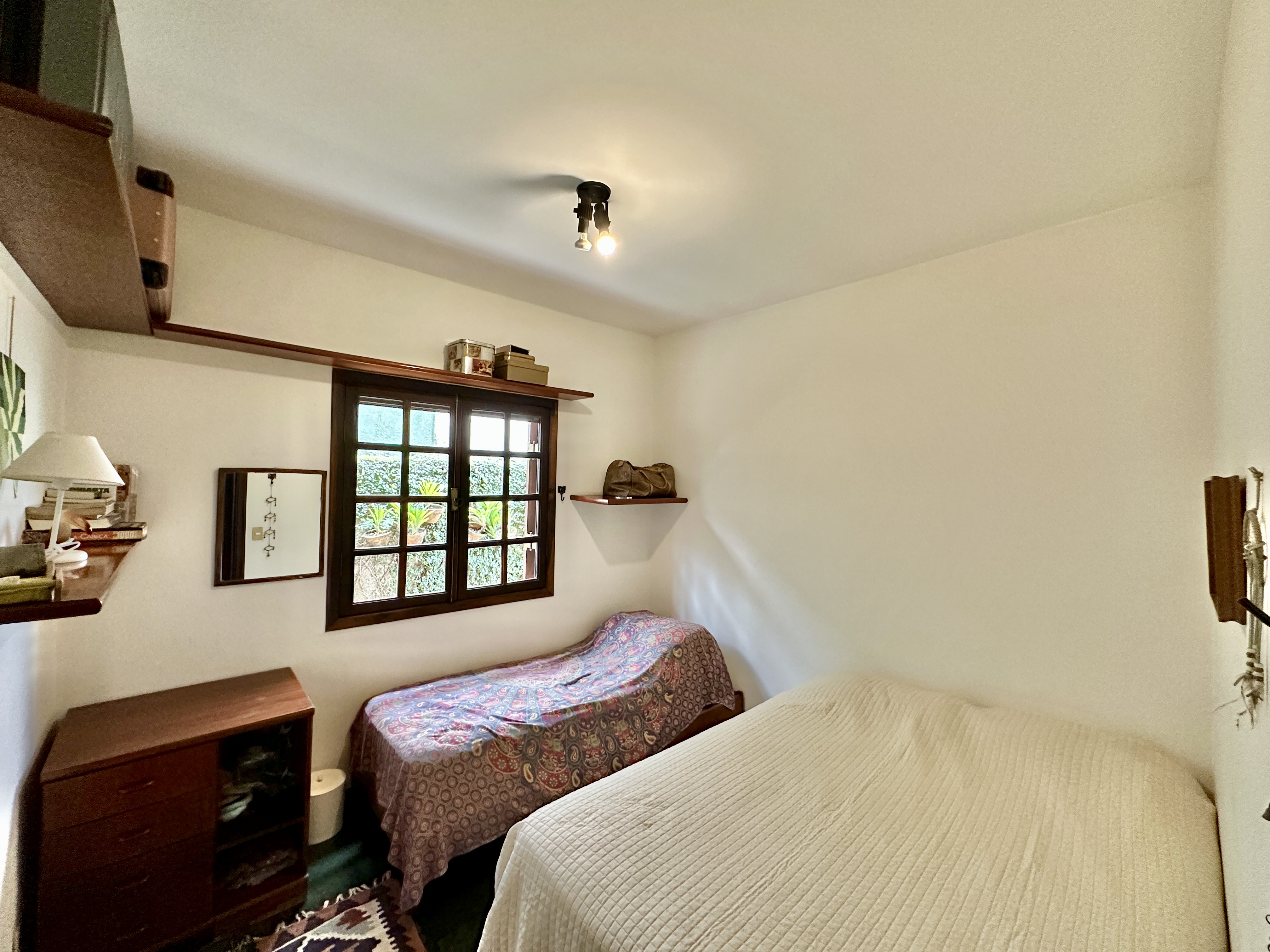 Casa 3 dormitórios / 1suíte. TÉRREA, privacidade, avarandada e piscina na Granja Viana, foto 41 de 47