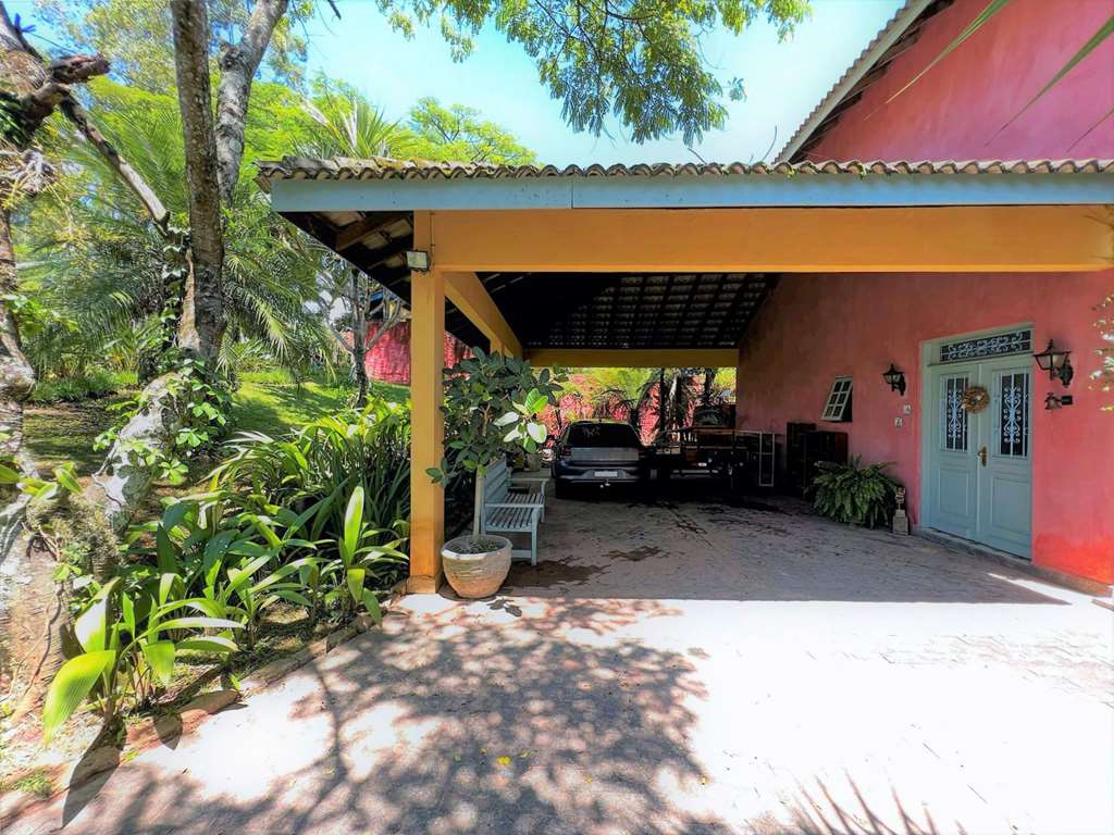 Casa com 5 dormitórios / 2suítes - Rústica e gourmet na Granja Viana, foto 2 de 65