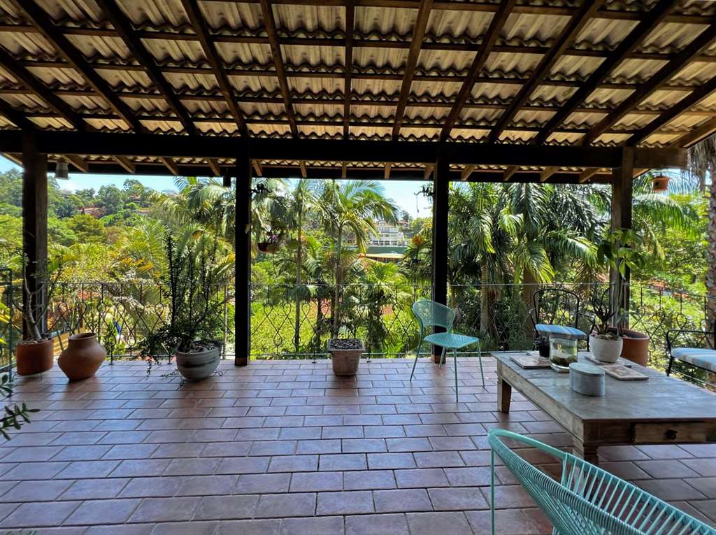 Casa com 5 dormitórios / 2suítes - Rústica e gourmet na Granja Viana, foto 19 de 65