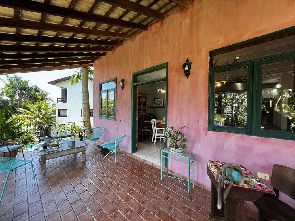 Casa com 5 dormitórios / 2suítes - Rústica e gourmet na Granja Viana, foto 20 de 65