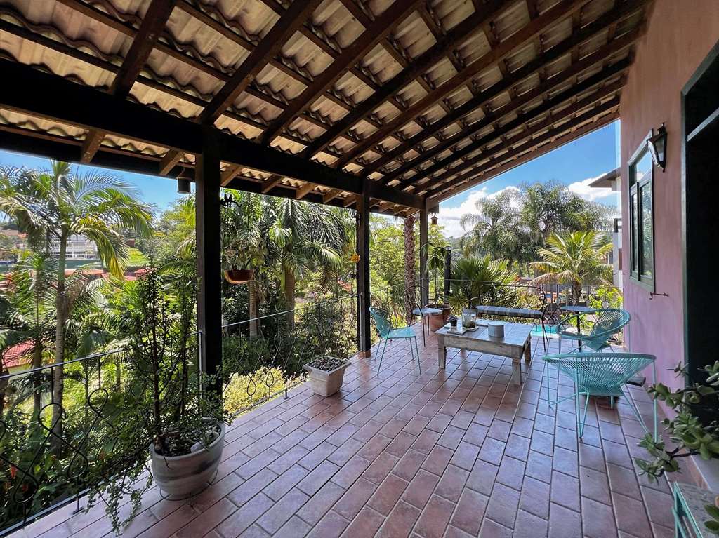 Casa com 5 dormitórios / 2suítes - Rústica e gourmet na Granja Viana, foto 22 de 65