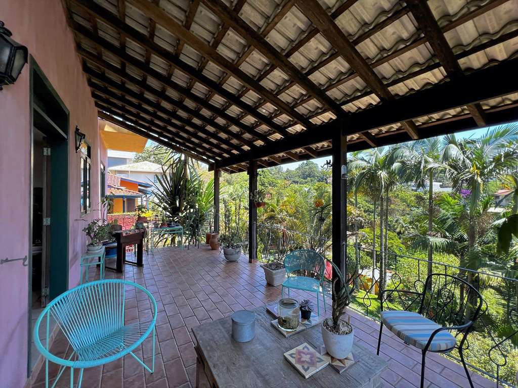 Casa com 5 dormitórios / 2suítes - Rústica e gourmet na Granja Viana, foto 24 de 65
