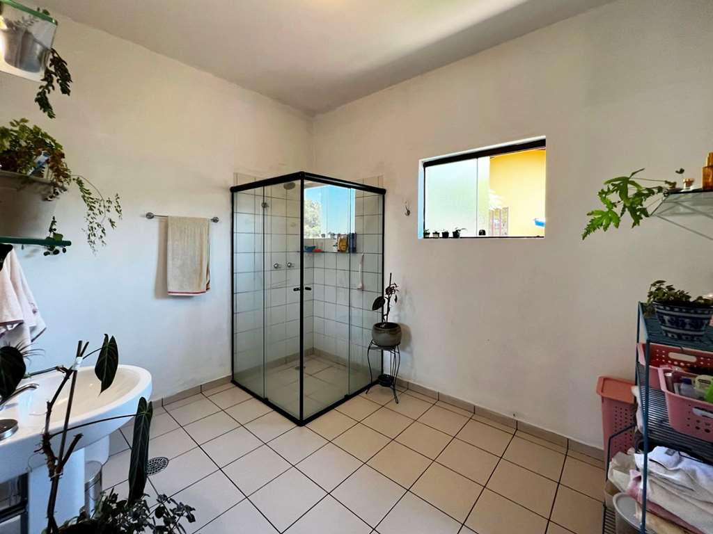 Casa com 5 dormitórios / 2suítes - Rústica e gourmet na Granja Viana, foto 41 de 65