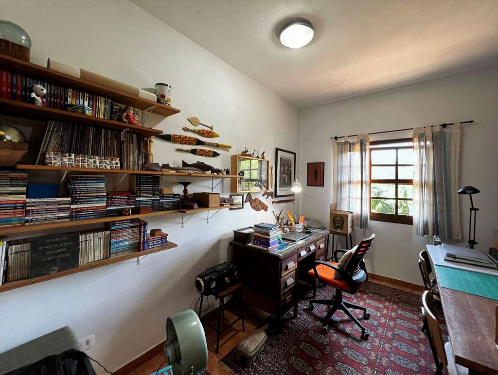 Casa com 5 dormitórios / 2suítes - Rústica e gourmet na Granja Viana, foto 45 de 65