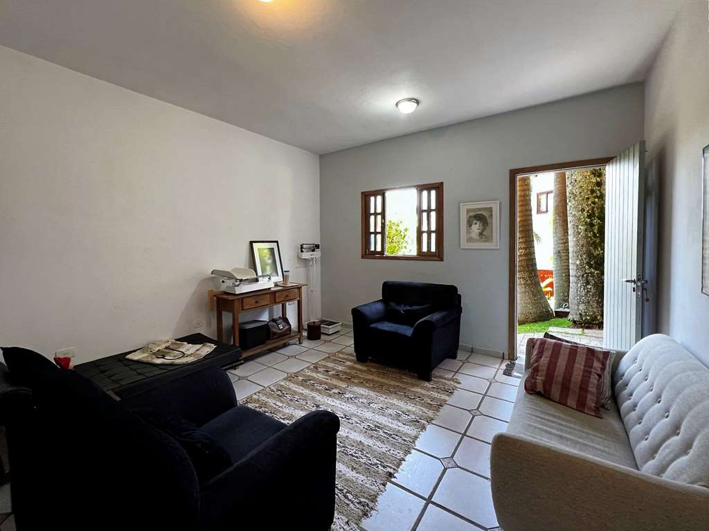 Casa com 5 dormitórios / 2suítes - Rústica e gourmet na Granja Viana, foto 47 de 65