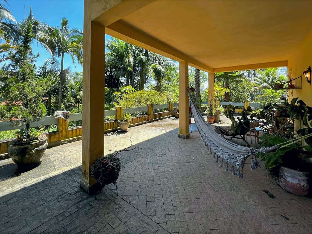 Casa com 5 dormitórios / 2suítes - Rústica e gourmet na Granja Viana, foto 53 de 65