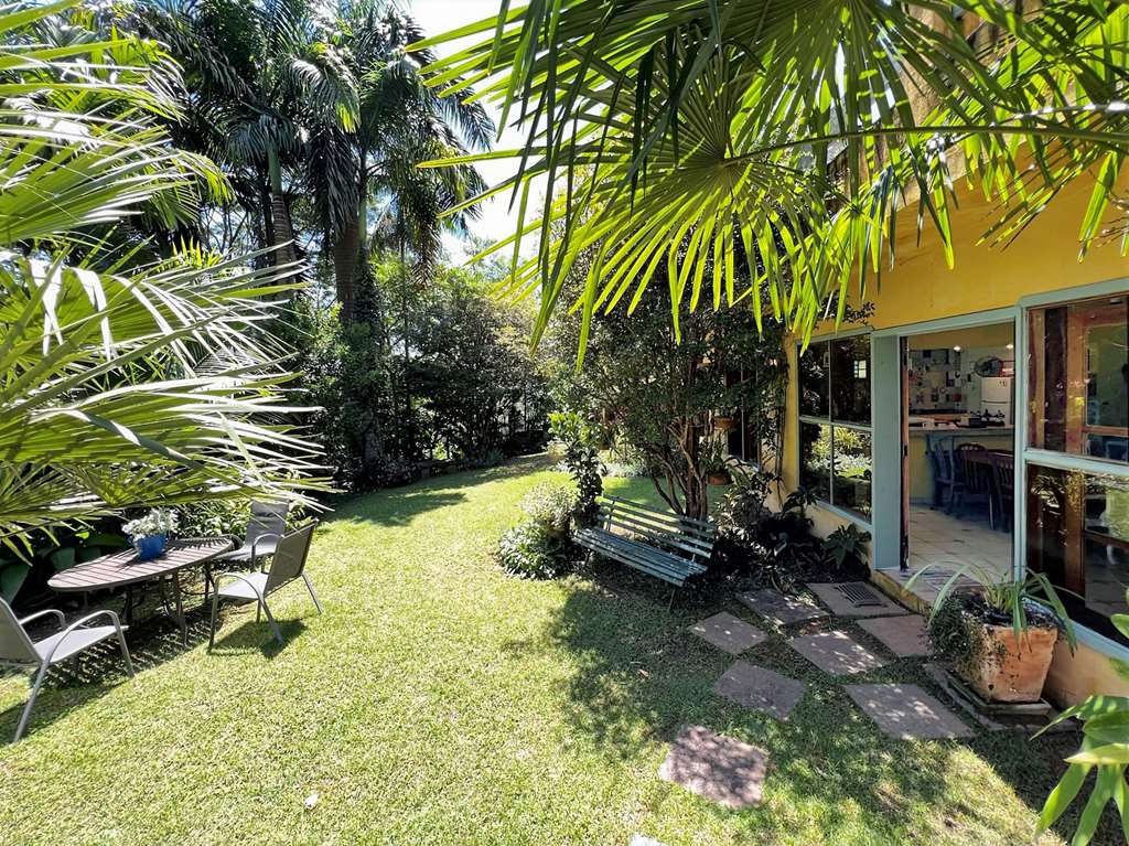 Casa com 5 dormitórios / 2suítes - Rústica e gourmet na Granja Viana, foto 58 de 65