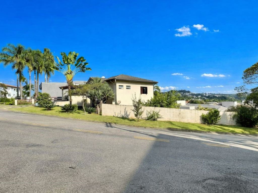 Casa com 3 suítes, amplo salão inferior e varanda gourmet c/ jacuzzi, foto 4 de 64