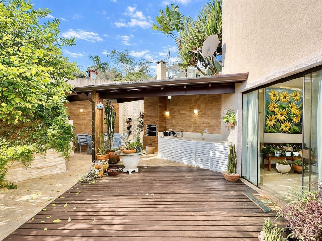 Casa com 3 suítes, amplo salão inferior e varanda gourmet c/ jacuzzi, foto 22 de 64
