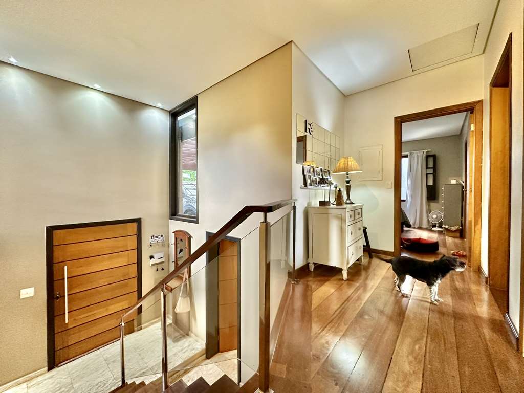Casa com 3 suítes, amplo salão inferior e varanda gourmet c/ jacuzzi, foto 37 de 64