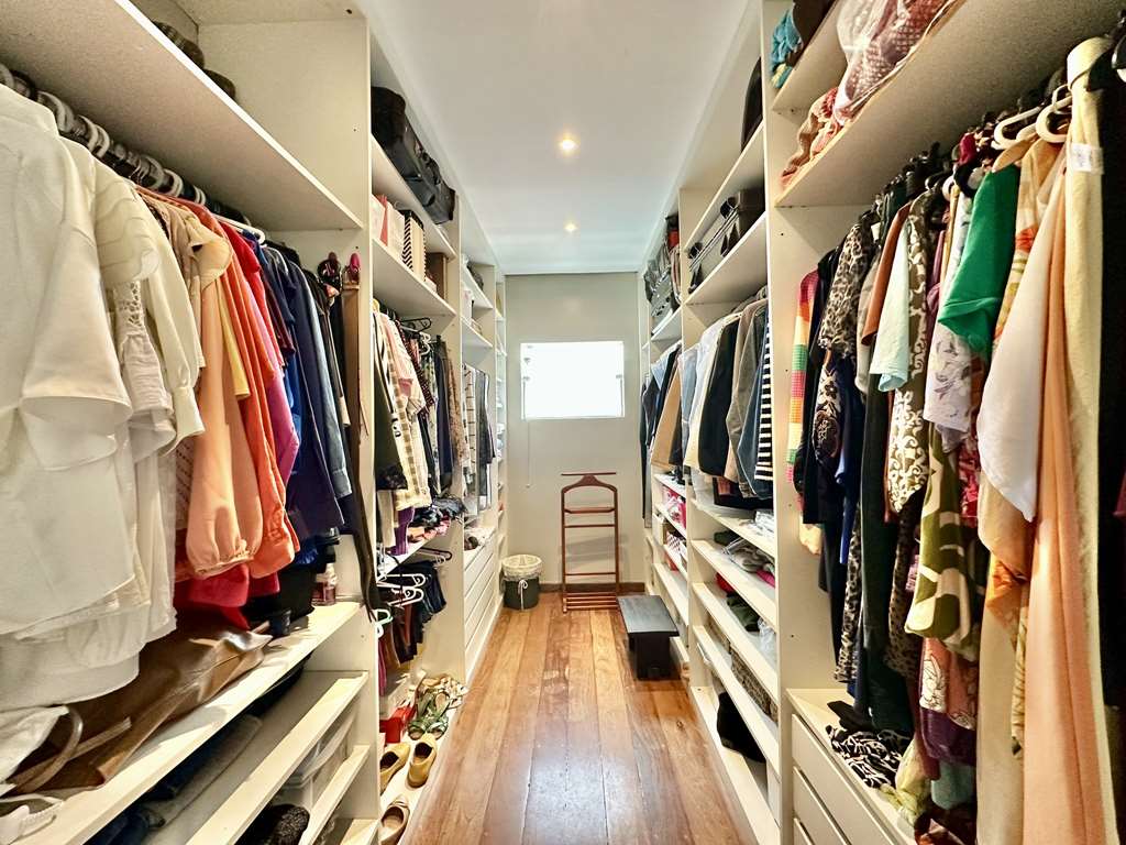 Casa com 3 suítes, amplo salão inferior e varanda gourmet c/ jacuzzi, foto 44 de 64