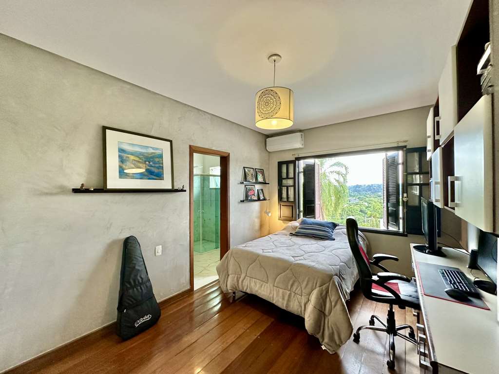 Casa com 3 suítes, amplo salão inferior e varanda gourmet c/ jacuzzi, foto 47 de 64