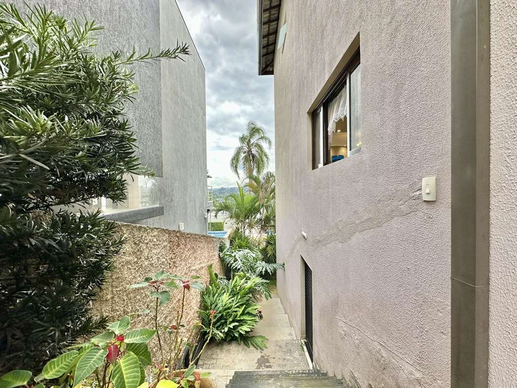 Casa com 3 suítes, amplo salão inferior e varanda gourmet c/ jacuzzi, foto 54 de 64