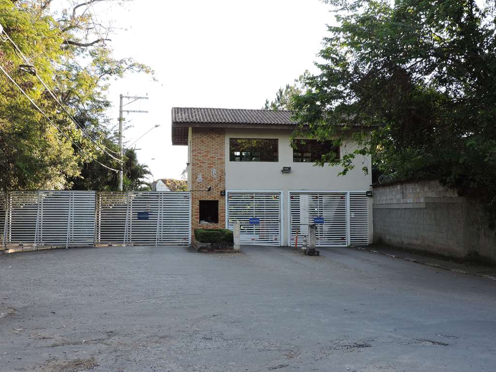 Casa com 4 dormitórios / 2 suítes / piscina por 1.600.000,00, foto 3 de 65
