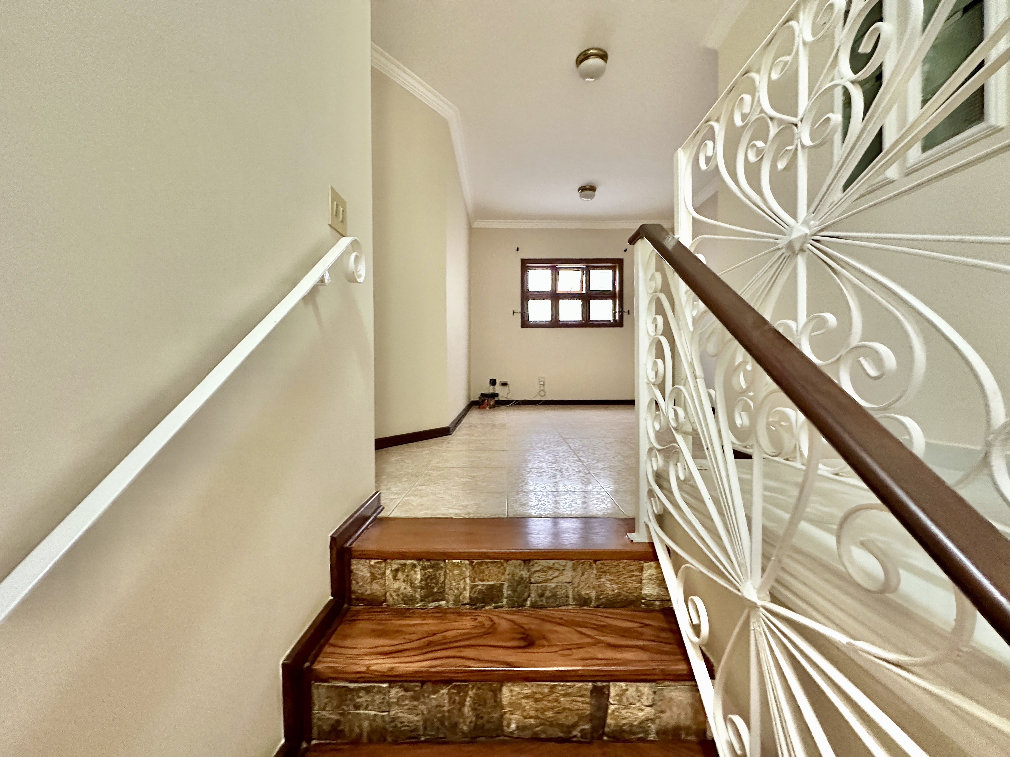 Casa com 4 dormitórios / 2 suítes / piscina por 1.600.000,00, foto 44 de 65